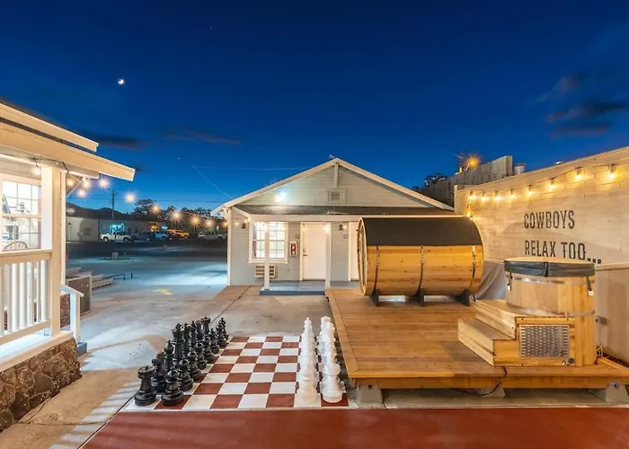 Hotel The Cowboy Social Unit 9 *